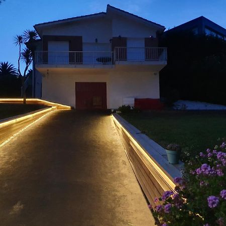 Villa Vistas Al Mar, Urbanizacion Privada Con Piscina De Agua Salada 阿霍 外观 照片